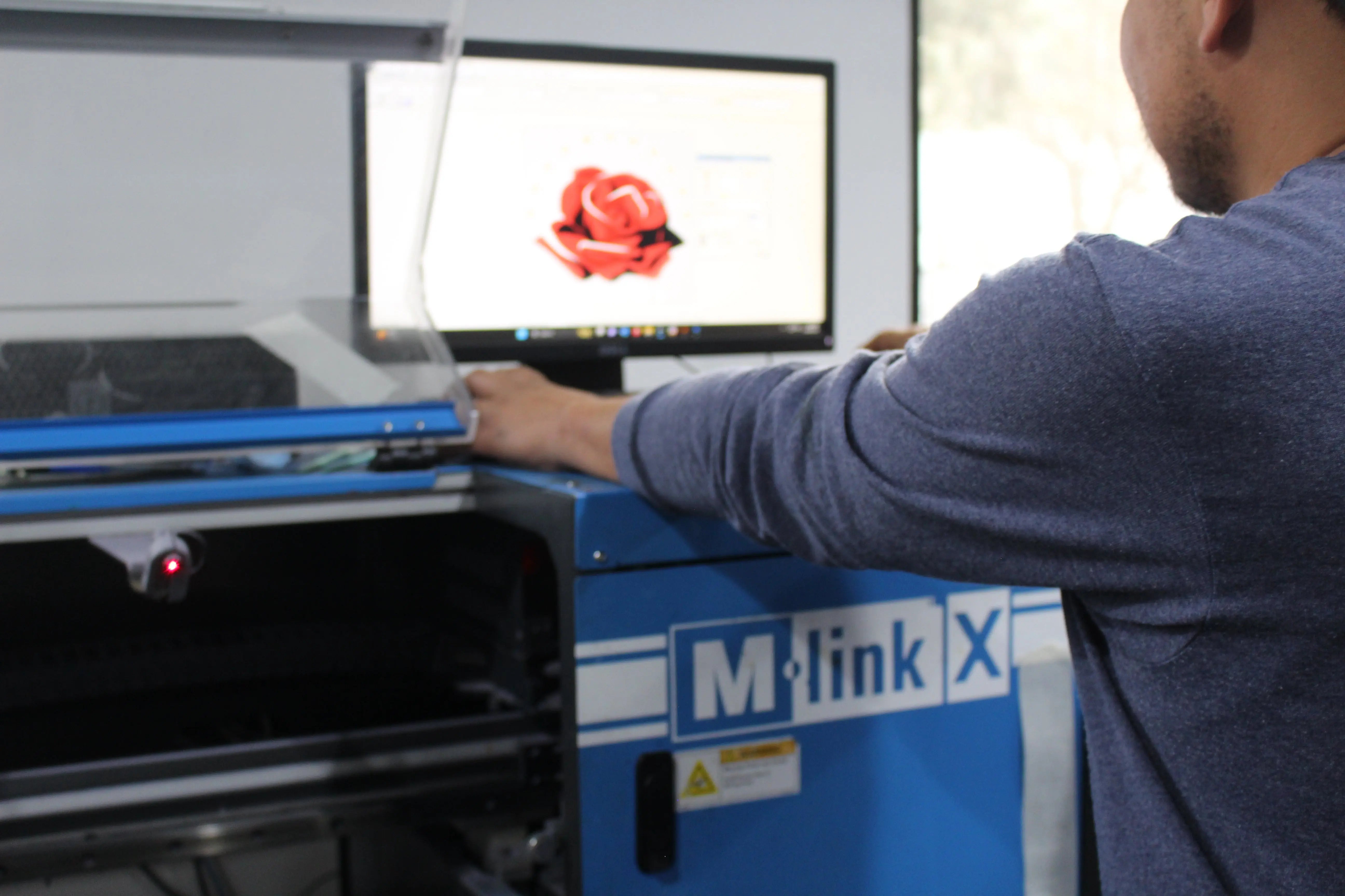 Crafting Success: 5 Must-Know T-Shirt Design Tips for Beginners Factory 1 Direct